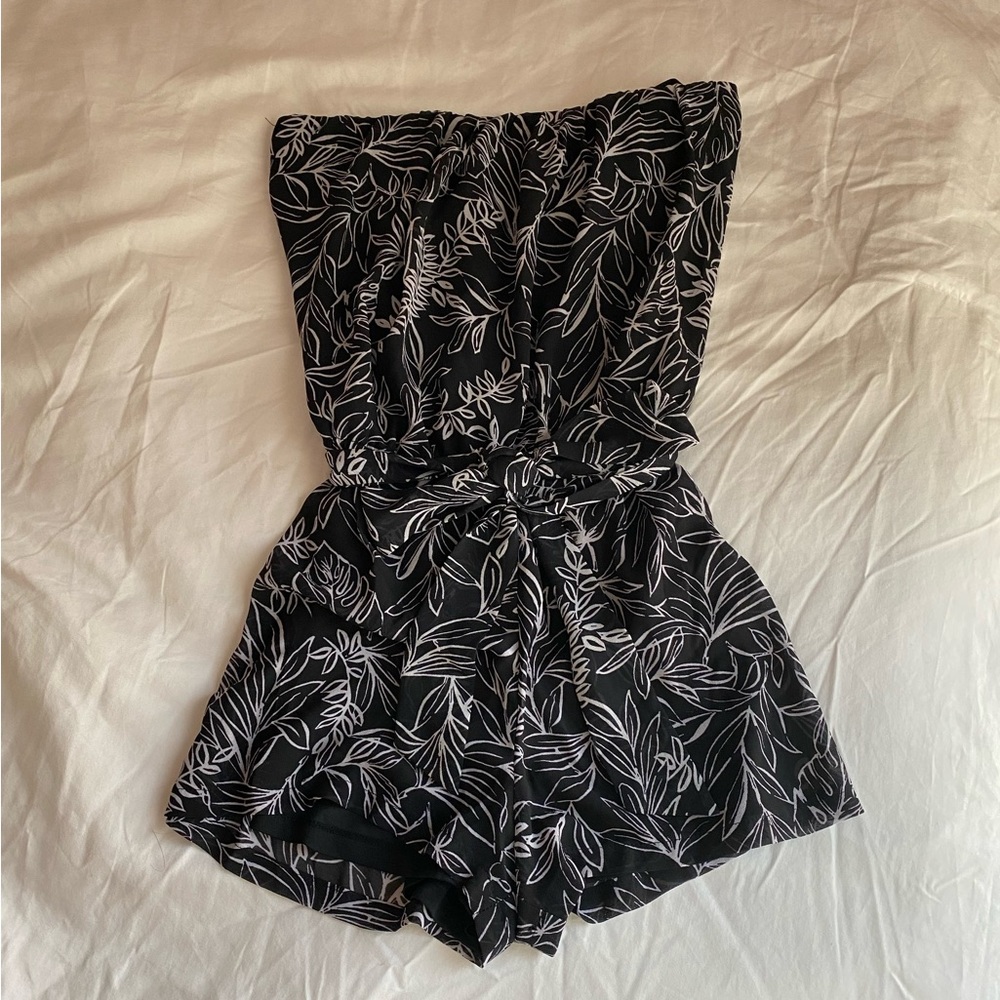 Forever 21 romper in size small